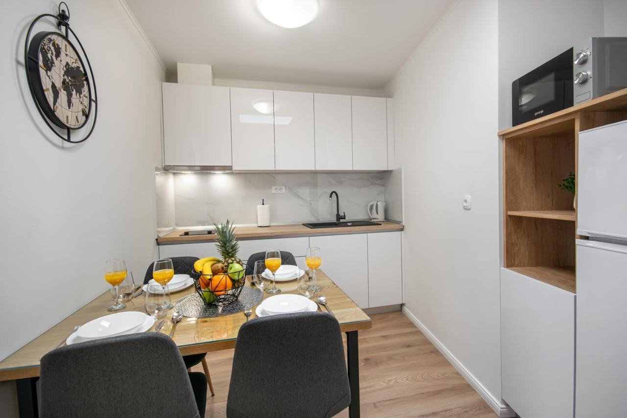 Apartmani Rita Baška Voda エクステリア 写真