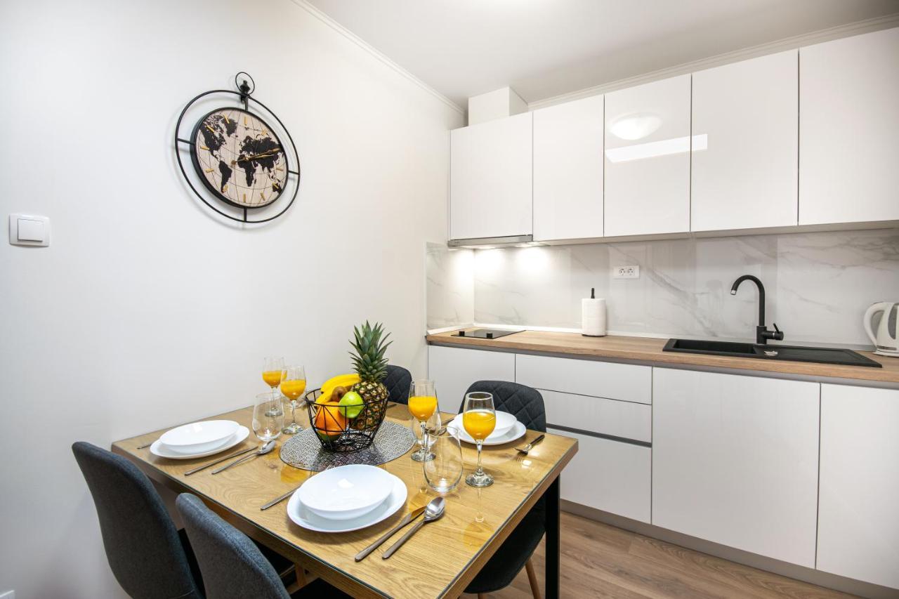Apartmani Rita Baška Voda エクステリア 写真