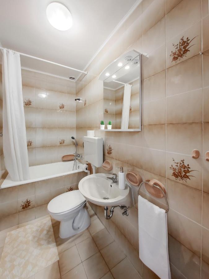 Apartmani Rita Baška Voda エクステリア 写真