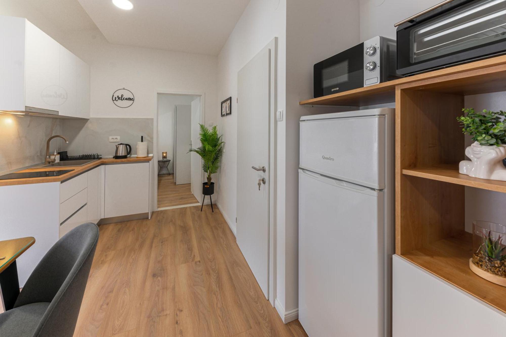Apartmani Rita Baška Voda エクステリア 写真