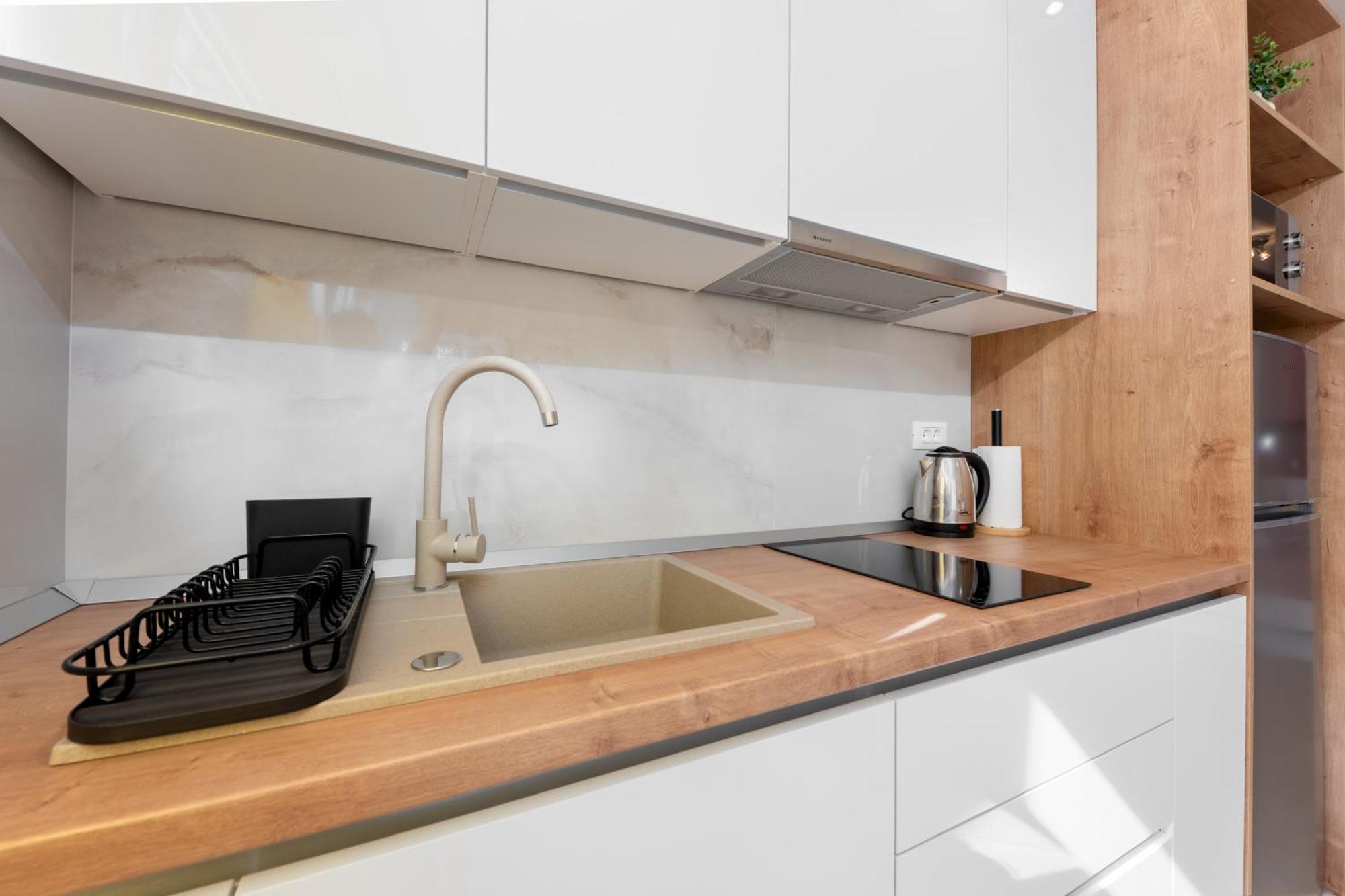 Apartmani Rita Baška Voda エクステリア 写真